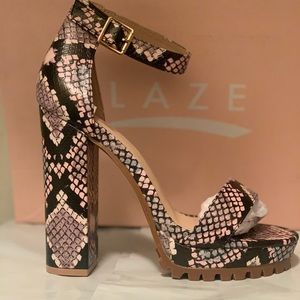 Glaze snakeskin heels